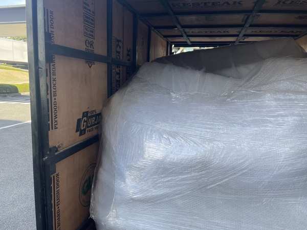 展示品を保護する特注木枠